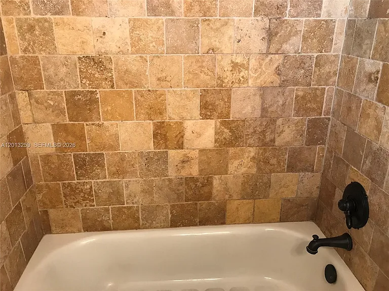 35 Antilla Ave #2 — Photo 13