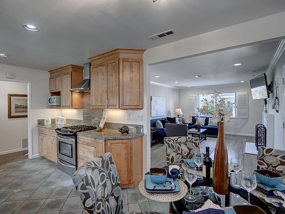 5th image of 4868 Mary Jane Way