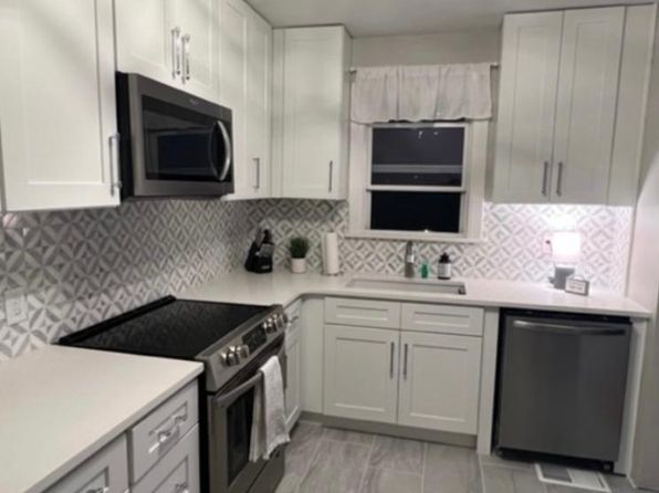 931 Granada Ave
