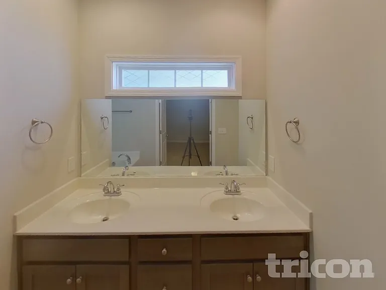 4210 Effie Seward Dr — Photo 9