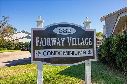 382 Fairway Dr Photo 1