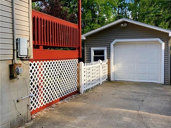 4th image of 6210 Larkhall Dr