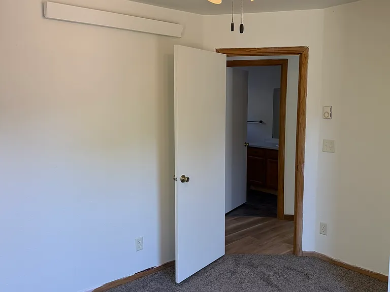 1519 1/2 Wilson St #B — Photo 14