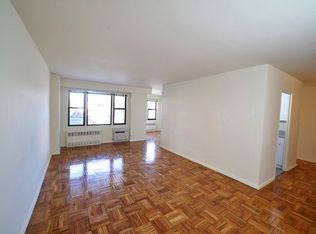 9805 67th Ave APT 4G, Rego Park, NY 11374