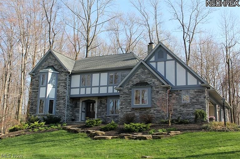 1st image of 11601 Colchester Ln