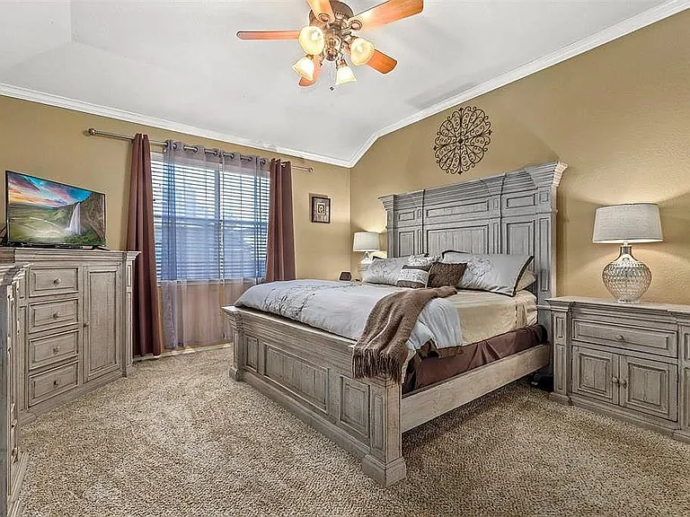 4345 Mountain Crest Dr — Photo 8