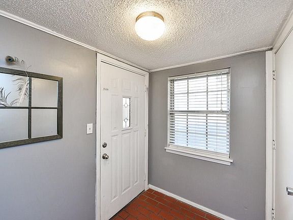 2nd image of 2420 Jewell Dr