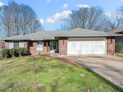 67 London Dr, Bella Vista, AR, 72715