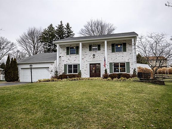2nd image of 7493 Trailwind Dr