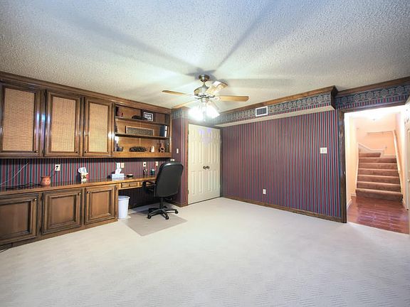 4th image of 6226 Lost Creek Dr