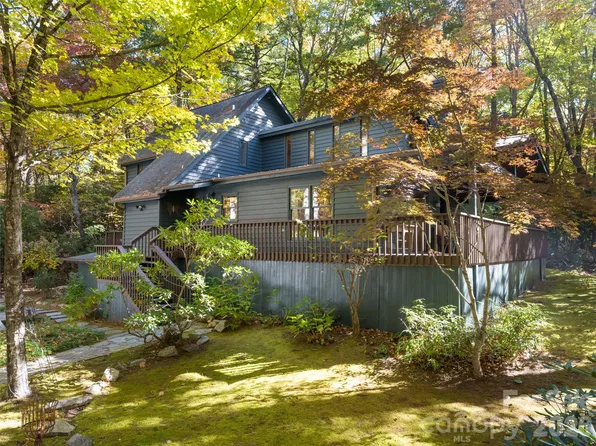 944 Cold Mountain Rd, Lake Toxaway, NC 28747