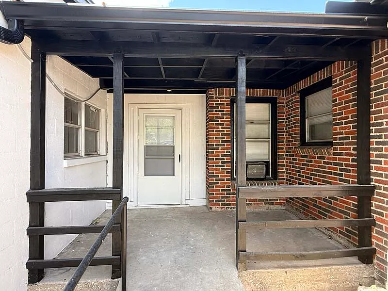 1 bed, 700 sqft, $725 — Photo 3