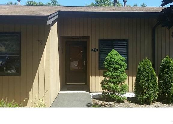 No steps from the parking lot to the front door.