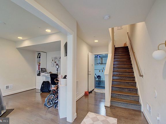 5th image of 8078 Tribeca St