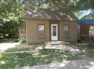 107 N 3rd Ave, Mulvane, KS 67110
