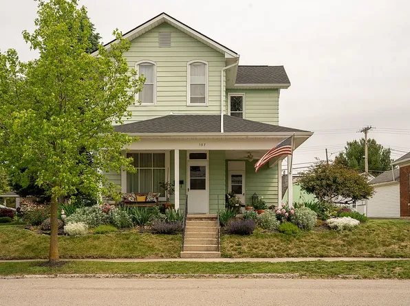 137 W Wood St, Versailles, OH 45380
