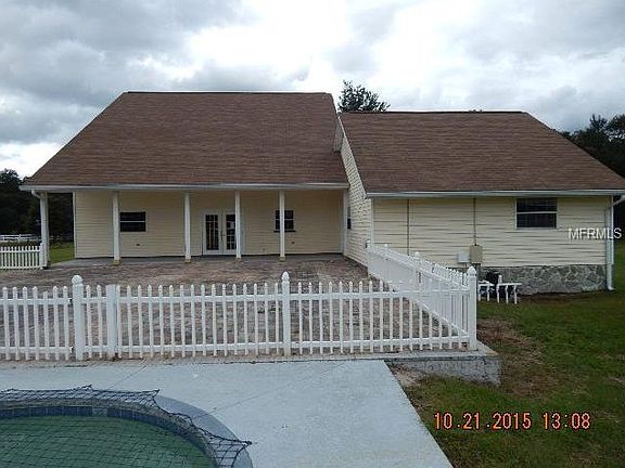 5th image of 909 Country Oaks Ln