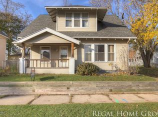 1227 Valley Ave NW, Grand Rapids, MI 49504