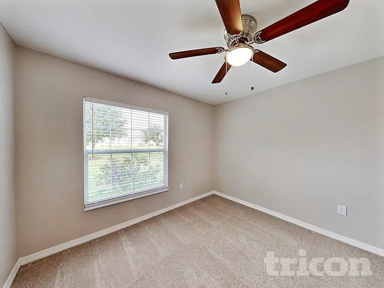 113 Solis Dr — Photo 12
