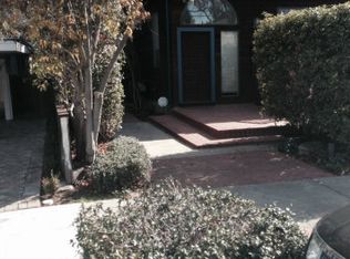 725 Live Oak Ave, Menlo Park, CA 94025