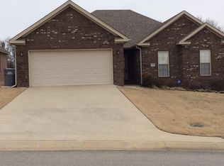 5036 Aberdeen Dr, Jonesboro, AR 72401