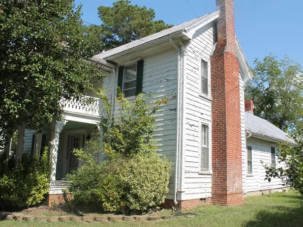 706 N Main St, Winton, NC 27986