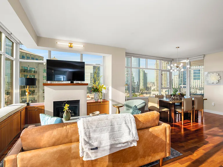 700 W Harbor Dr W #1204 — Photo 25