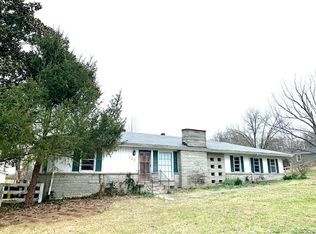 720 N Main St, Eagleville, TN 37060