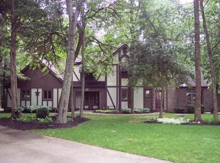 1060 Wilderness Blf, Tipp City, OH 45371