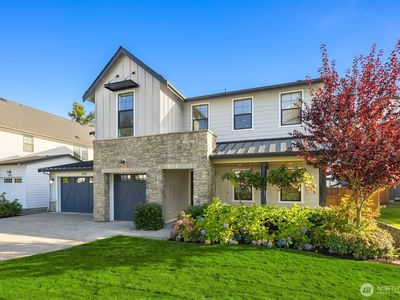 8759 NE Winslow Grove Court, Bainbridge Island, WA, 98110
