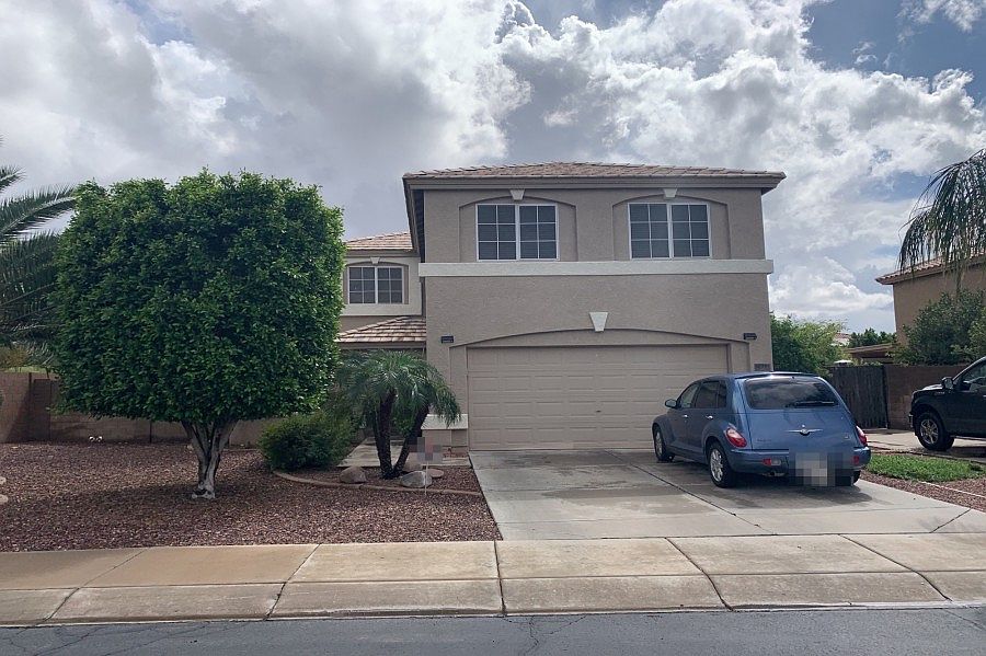 1st image of 12701 W Canterbury Cir