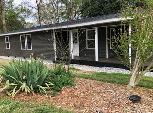 225 Crystal Ln, Pickens, SC 29671