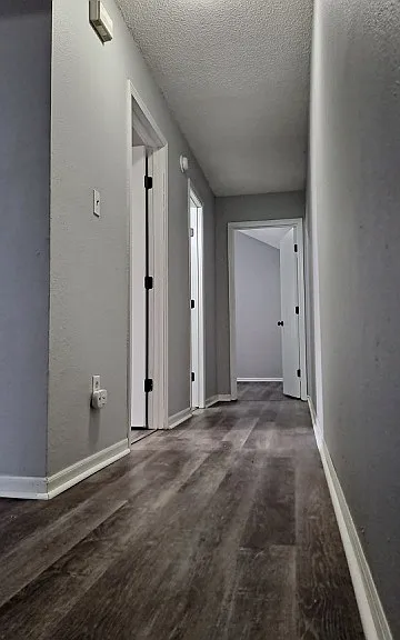 2107 Highridge Dr #D — Photo 5