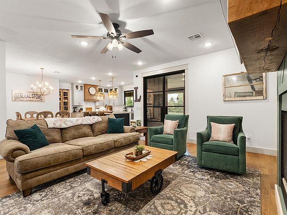 5th image of 3343 W Mockingbird Ln