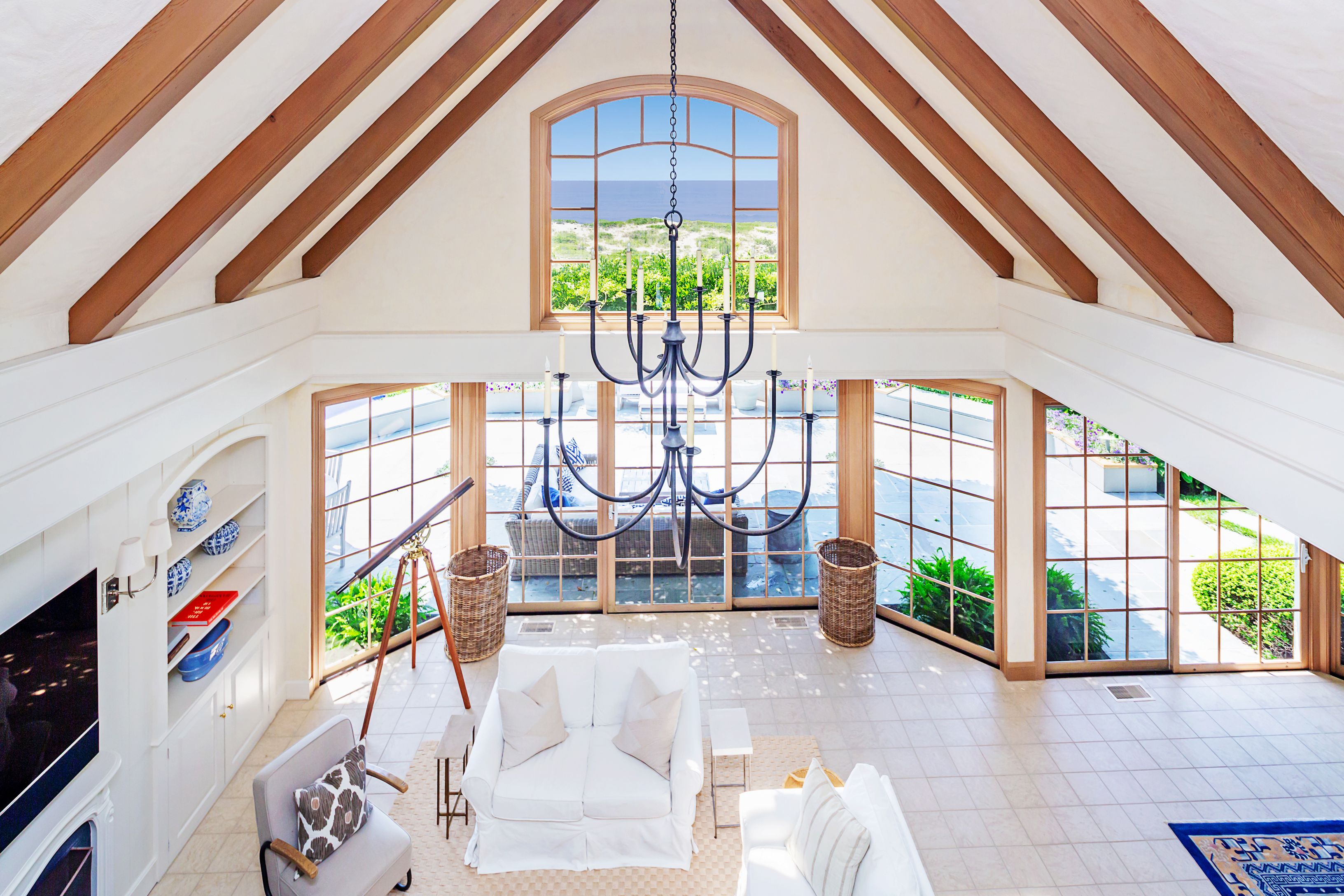 26 & 32 Windmill Ln, East Hampton, NY 11937 Out East