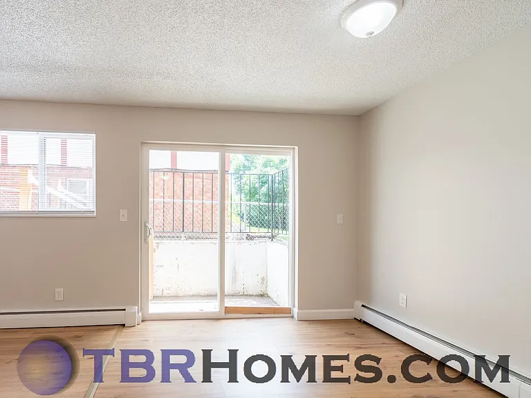 8656 W 62nd Pl — Photo 11