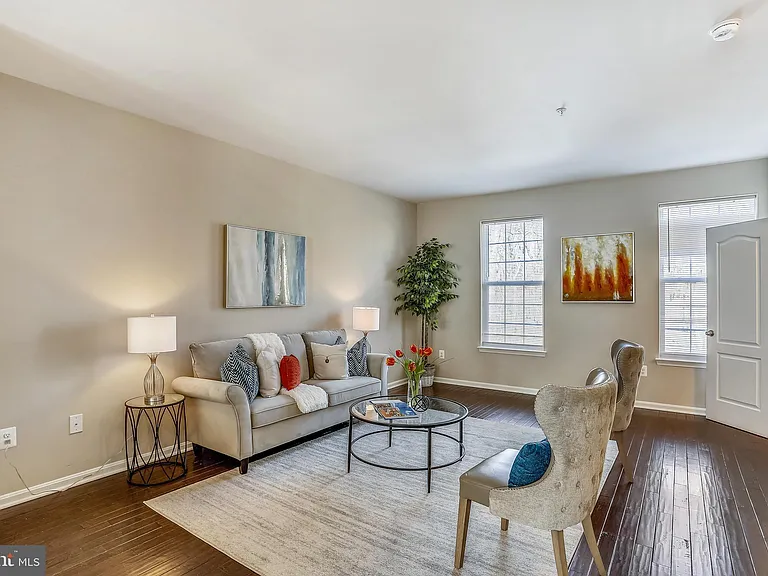 925 Dorchester Cove Rd — Photo 12