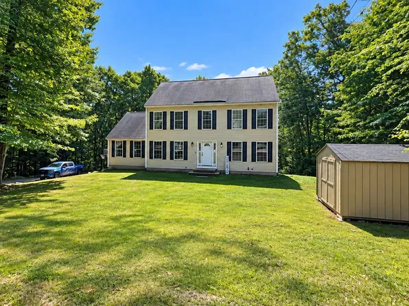 107 Mountain Road, Deerfield, NH 03037