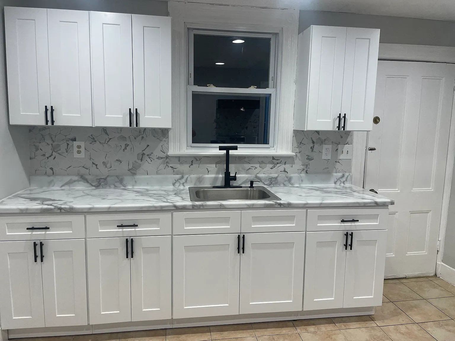 3 bed, $2,250 — Photo 2