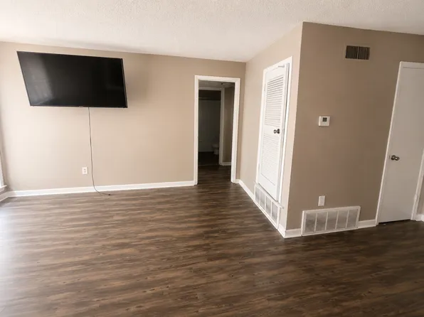 Spacious 2 Bedroom Apartments in Raleigh Raleigh Pines, 2783-2799 Beverly Hill St #2783-6, Memphis, TN 38128