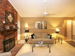 835 Sardis Cove Dr, Charlotte, NC 28270