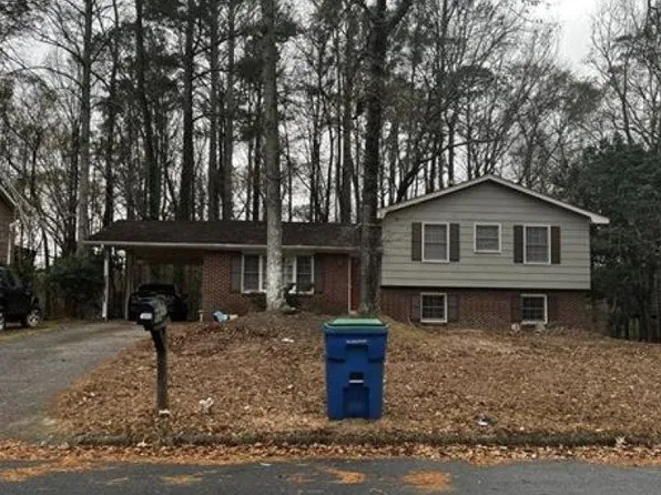 6605 Cedar Hurst Trl, Atlanta, GA 30349