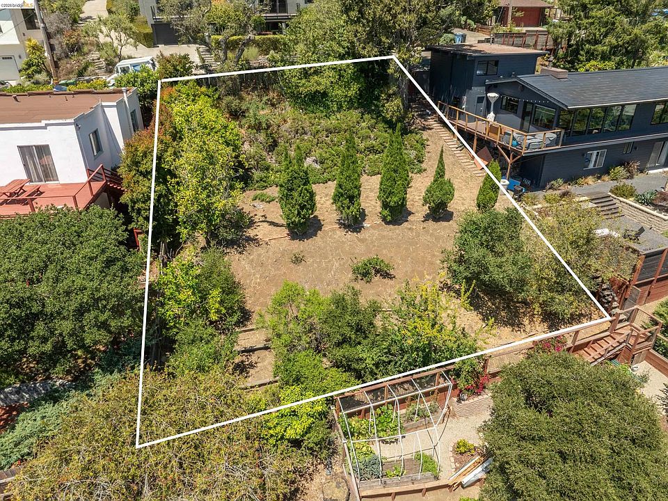 1st image of 1072 Sterling Ave