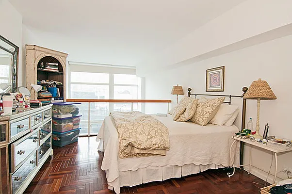 Sold by Boulevard Residentials | media 6