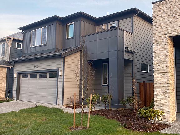 2nd image of 3821 194th Pl SE