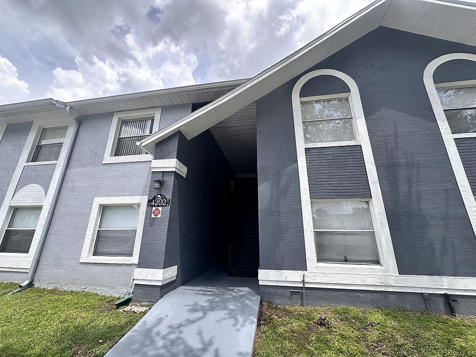 1st image of 4202 Pershing Pointe Pl Unit 1-8