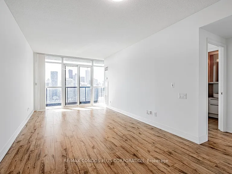 21 Carlton St #3708 — Photo 6