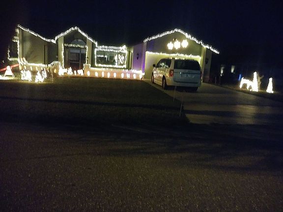 4th image of 122 SE 12th Ave