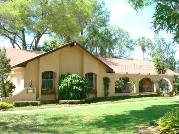 7914 Flowerfield Dr, Tampa, FL 33615