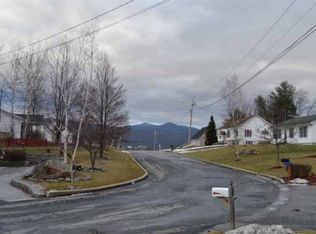 40 Stone Ridge Dr, Rutland, VT 05701